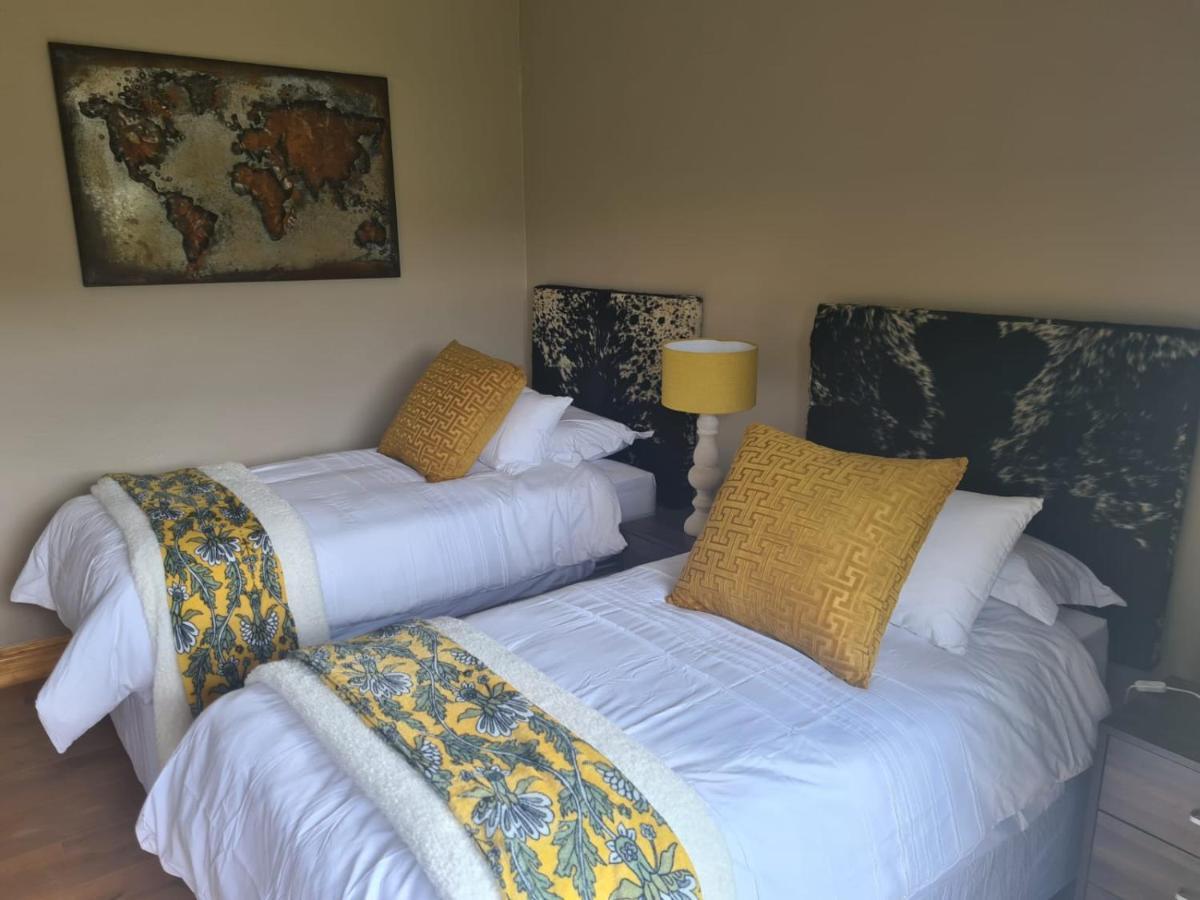 Wetlands Game Lodge Wakkerstroom ภายนอก รูปภาพ